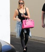 Access_Kardashian_02.jpg