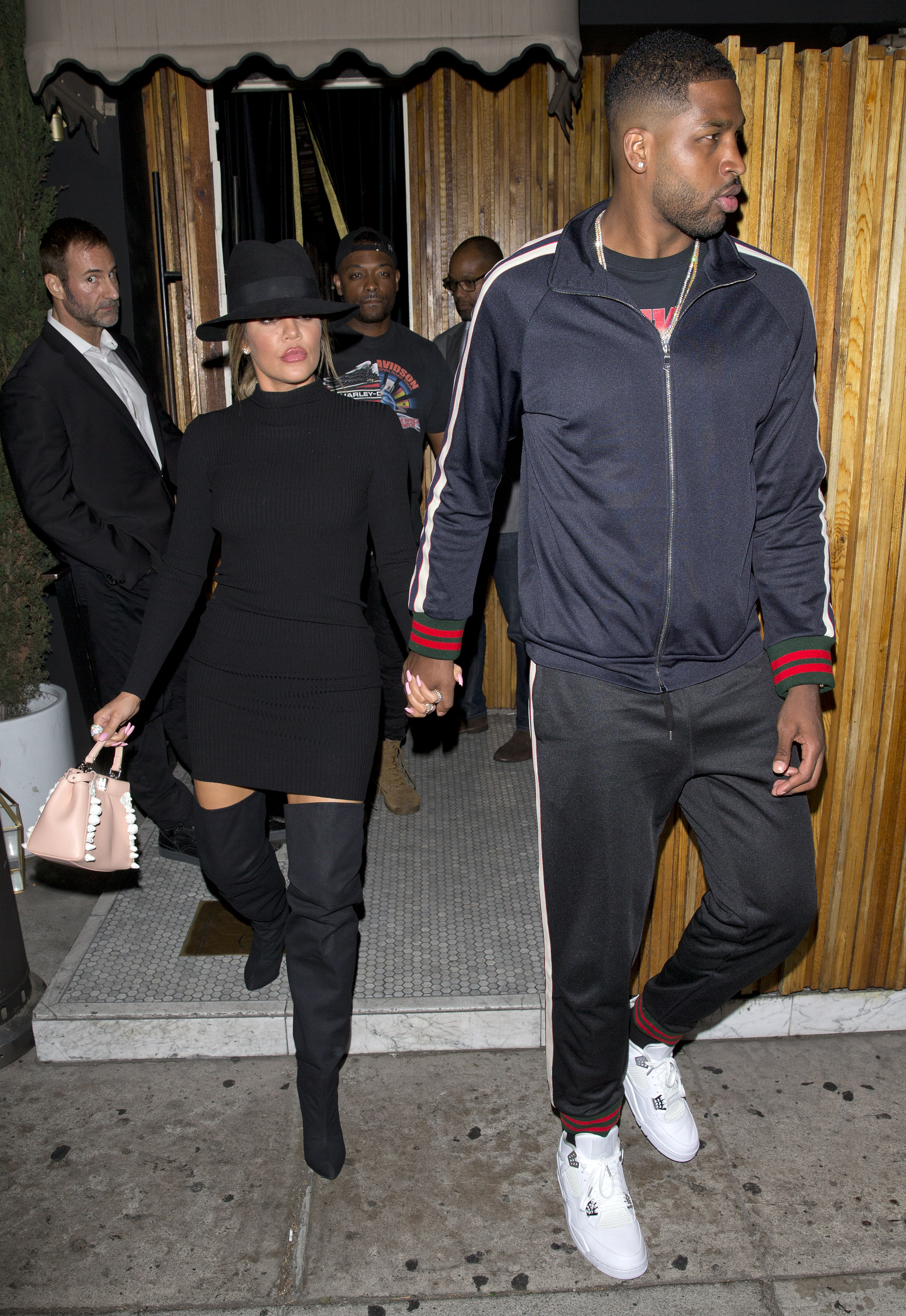 Access_Kardashian_06.jpg