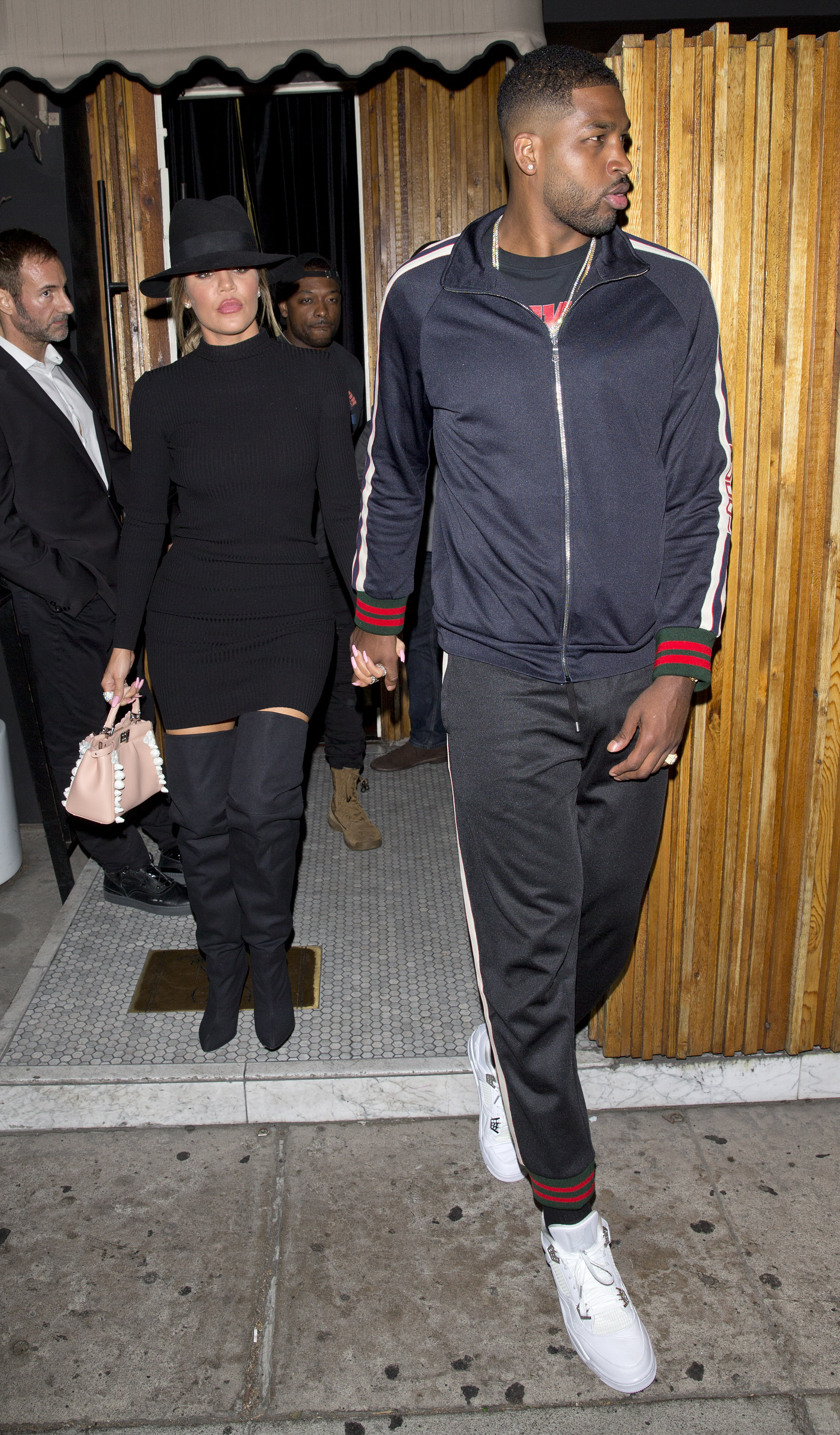 Access_Kardashian_09.jpg