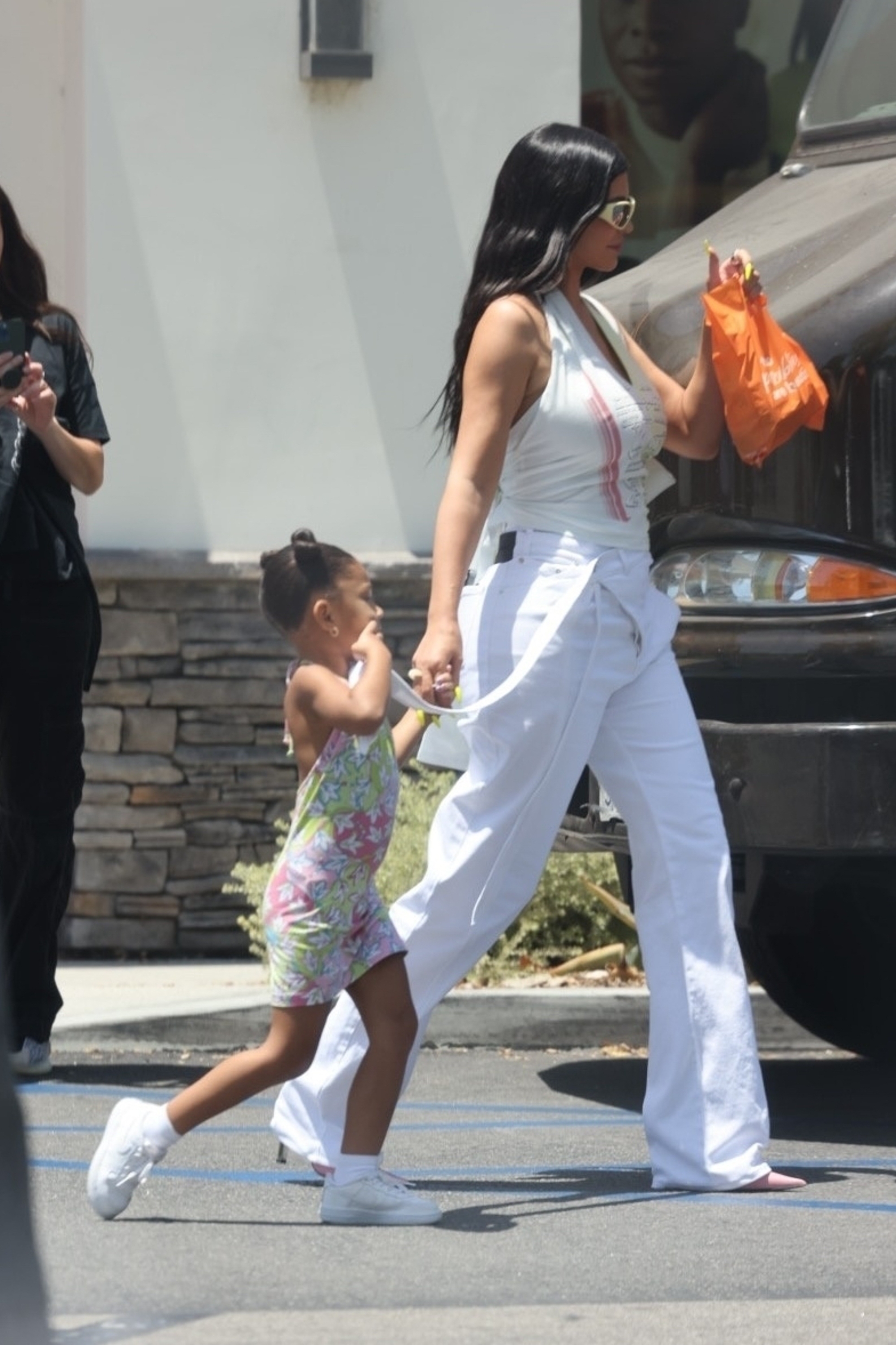 Access_Kardashian_010.jpg