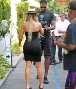 khloekardashian_picturepub_013.jpg