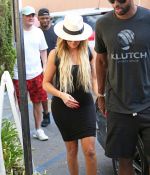 khloekardashian_picturepub_017.jpg
