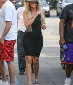 khloekardashian_picturepub_051.jpg