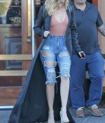 Access_Kardashian_03.jpg