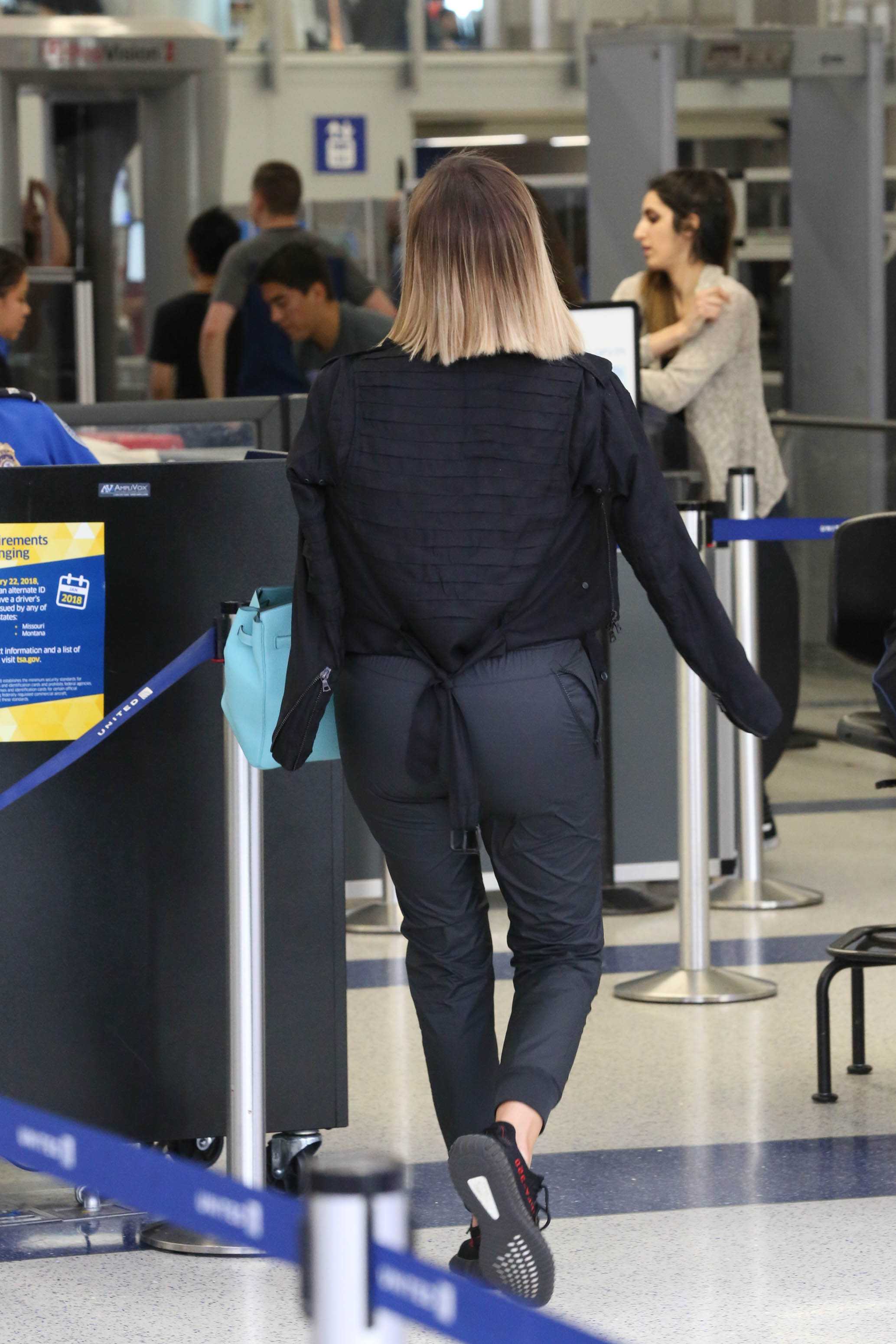 Access_Kardashian_011.jpg