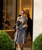 Access_Kardashian_03.jpg