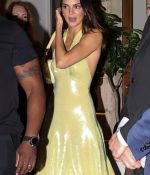 Access_Kardashian_03.jpg