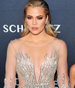 Access_Kardashian_05.jpg