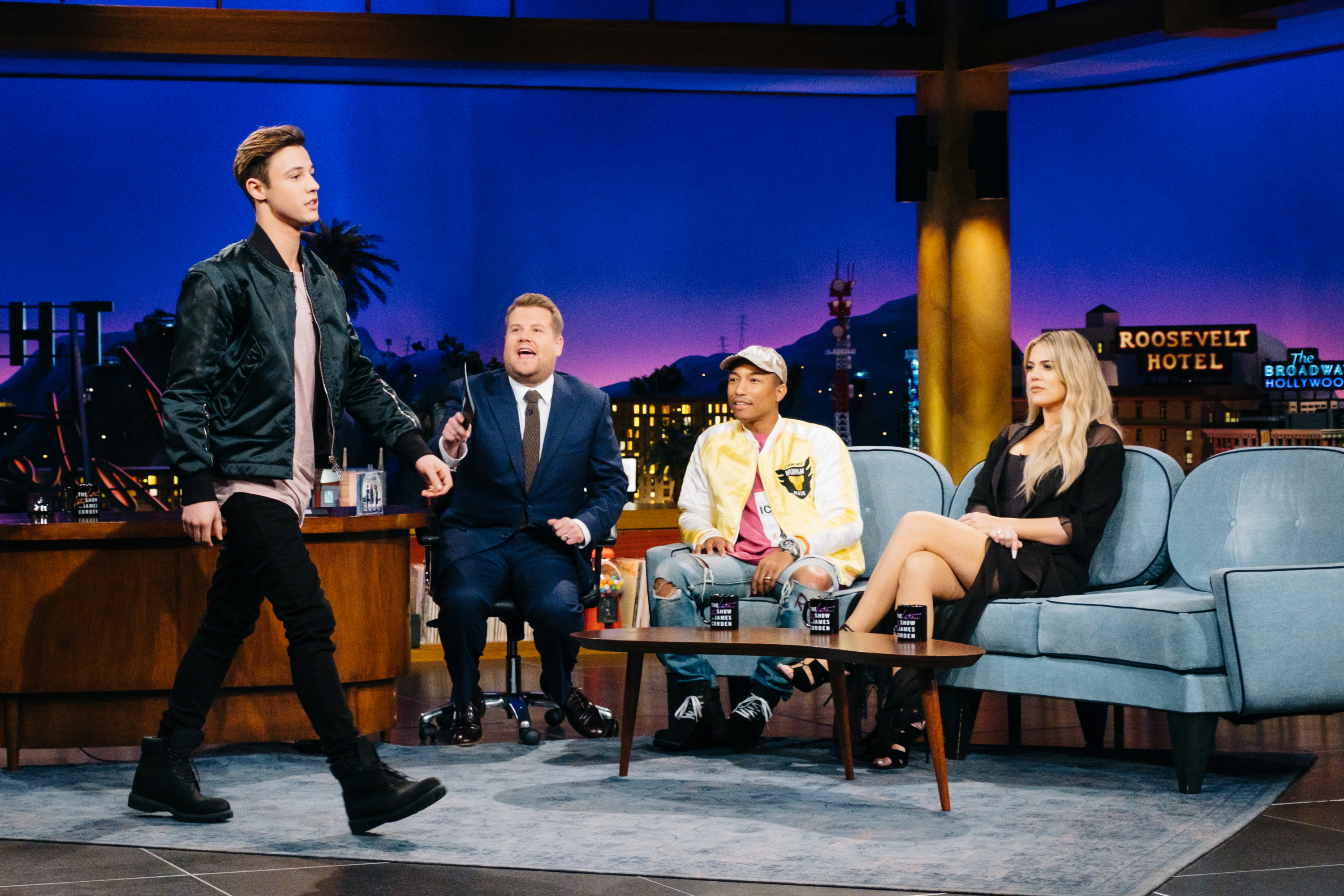 Access_Kardashian_06.jpg