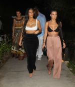 Access_Kardashian_02.jpg
