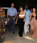 Access_Kardashian_06.jpg