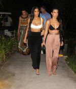 Access_Kardashian_04.jpg