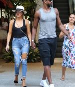 Access_Kardashian_06.jpg