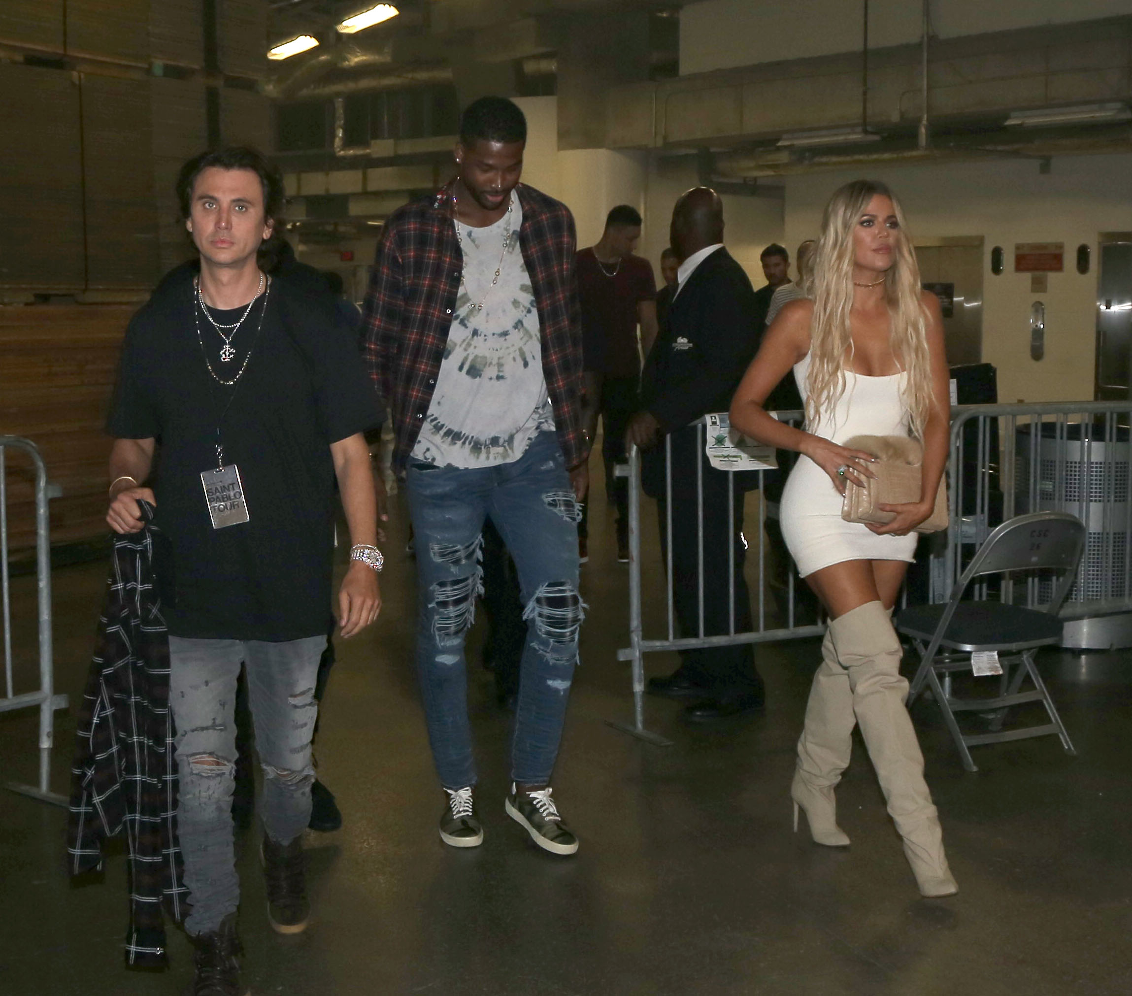 Access_Kardashian_04.jpg