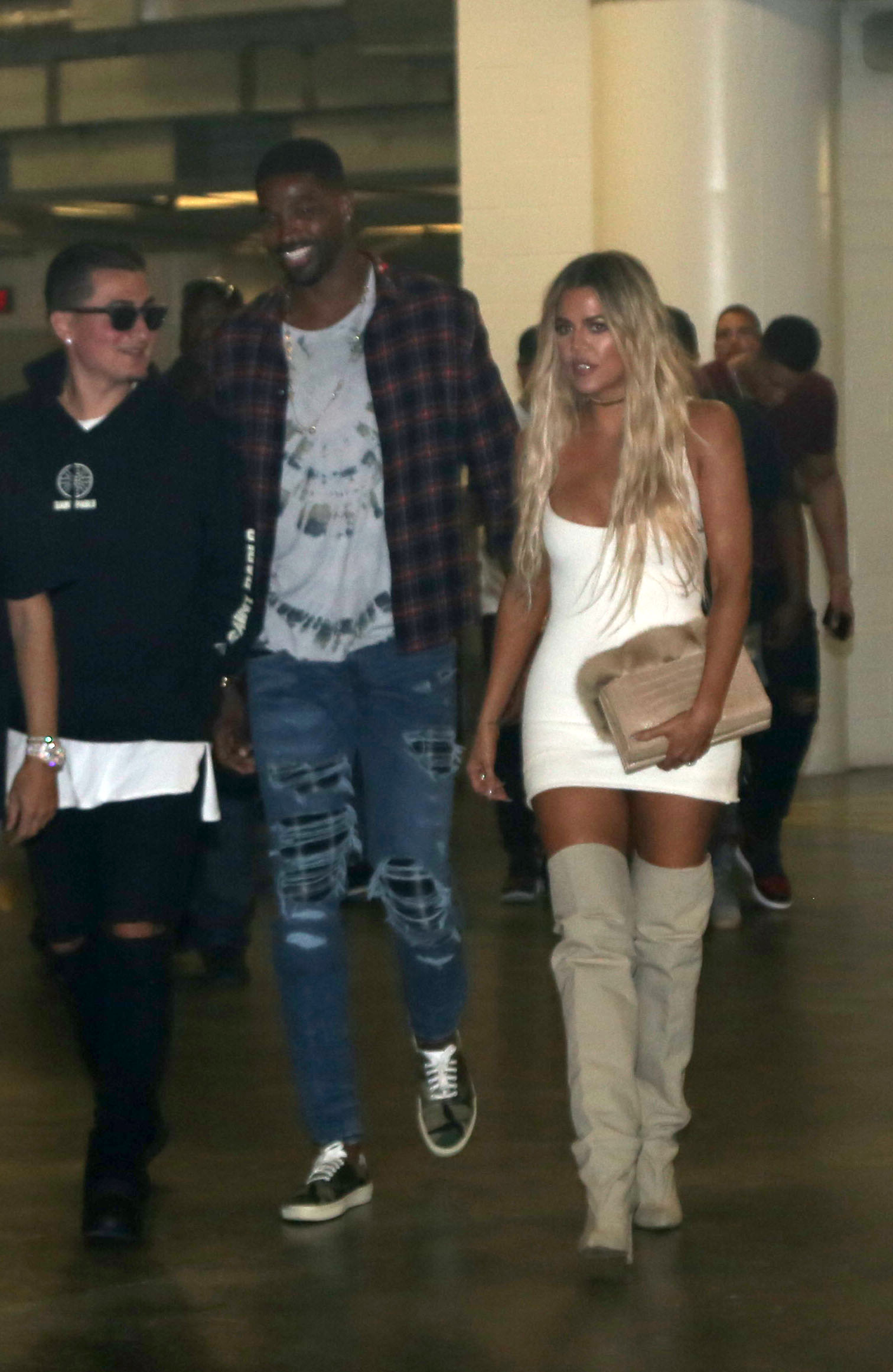 Access_Kardashian_06.jpg