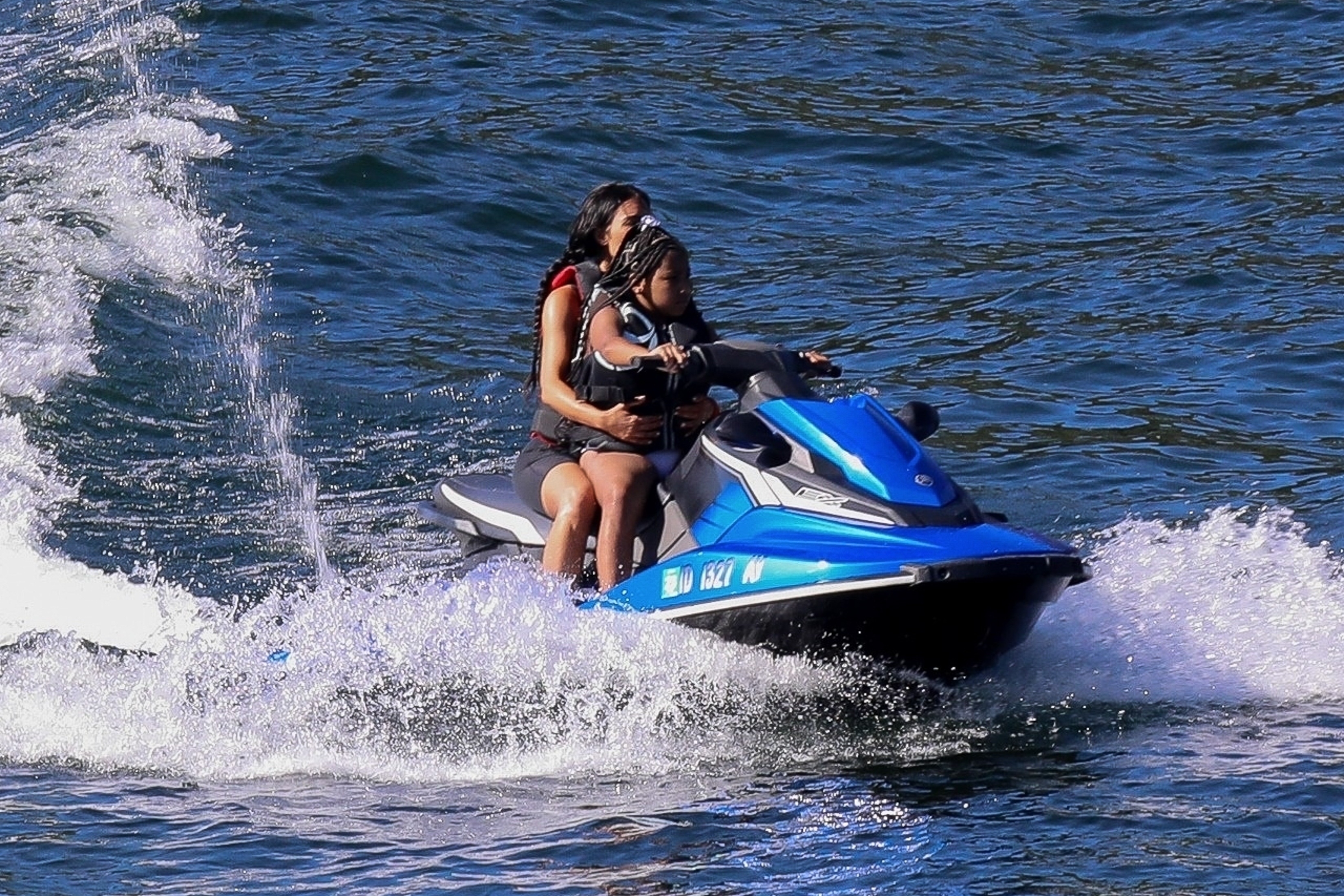 Access_Kardashian_06.jpg