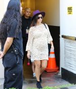 Access_Kardashian_04.jpg