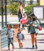 Access_Kardashian_020.jpg
