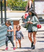 Access_Kardashian_024.jpg