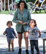 Access_Kardashian_09.jpg