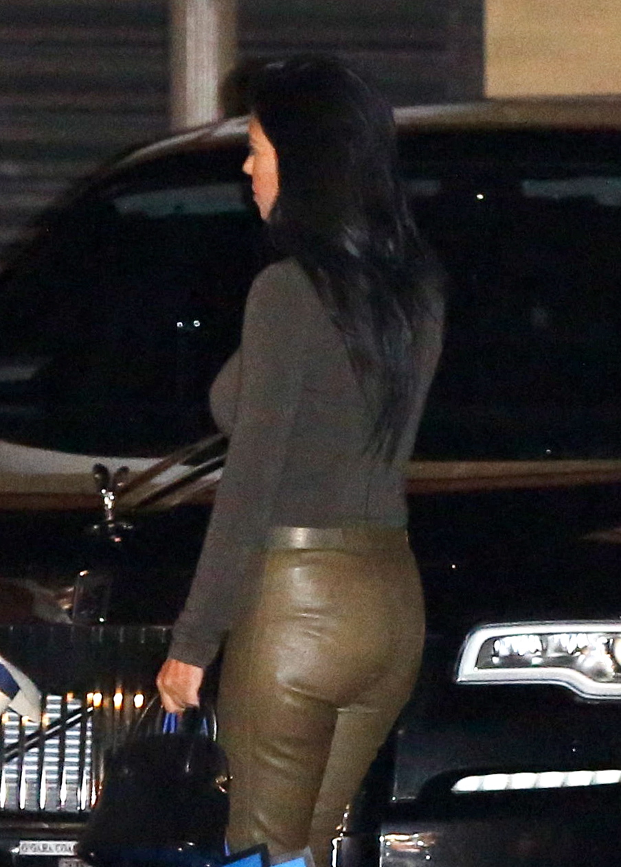Access_Kardashian_02.jpg