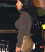 Access_Kardashian_01.jpg