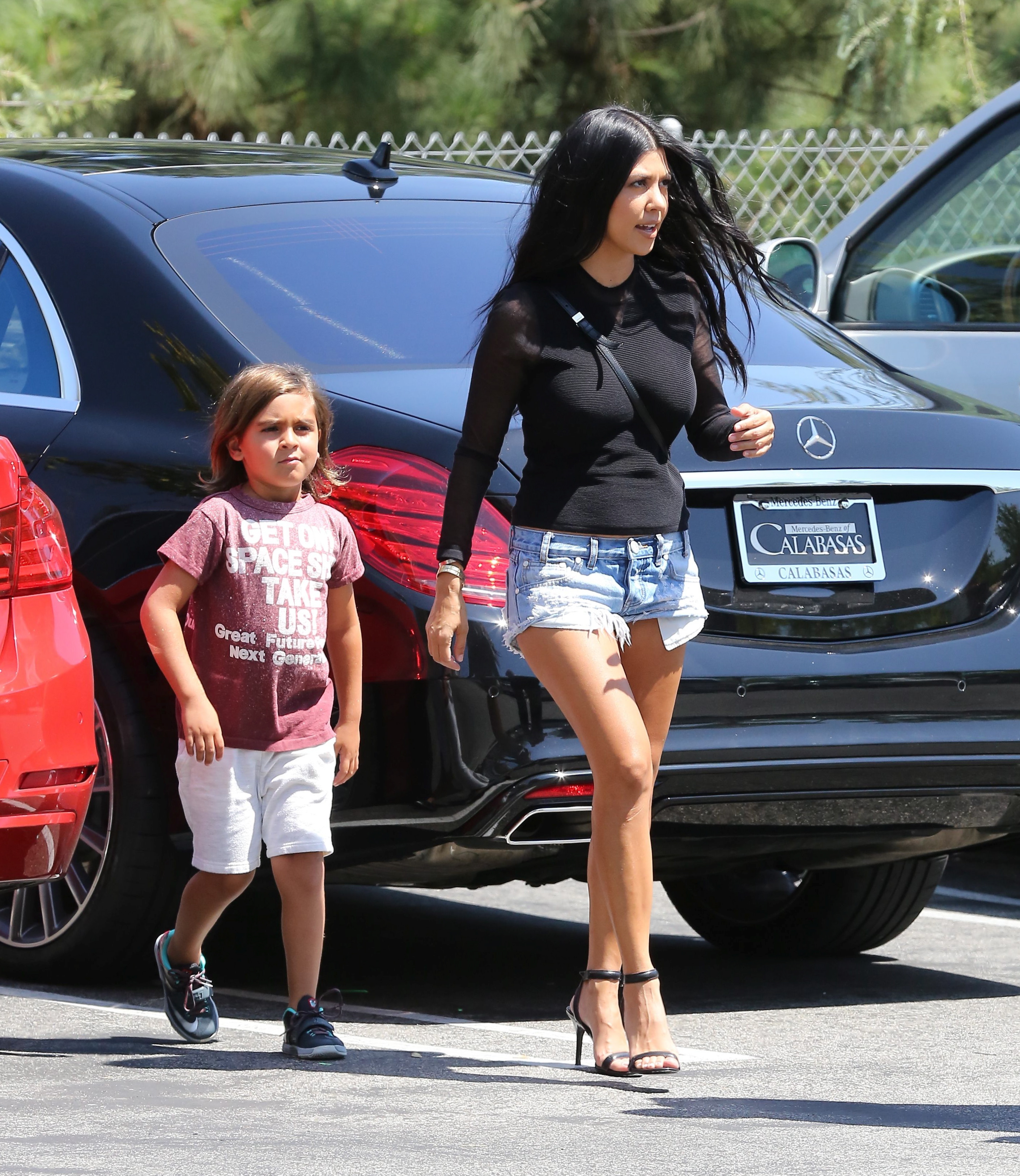 Access_Kardashian_08.jpg