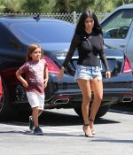 Access_Kardashian_07.jpg