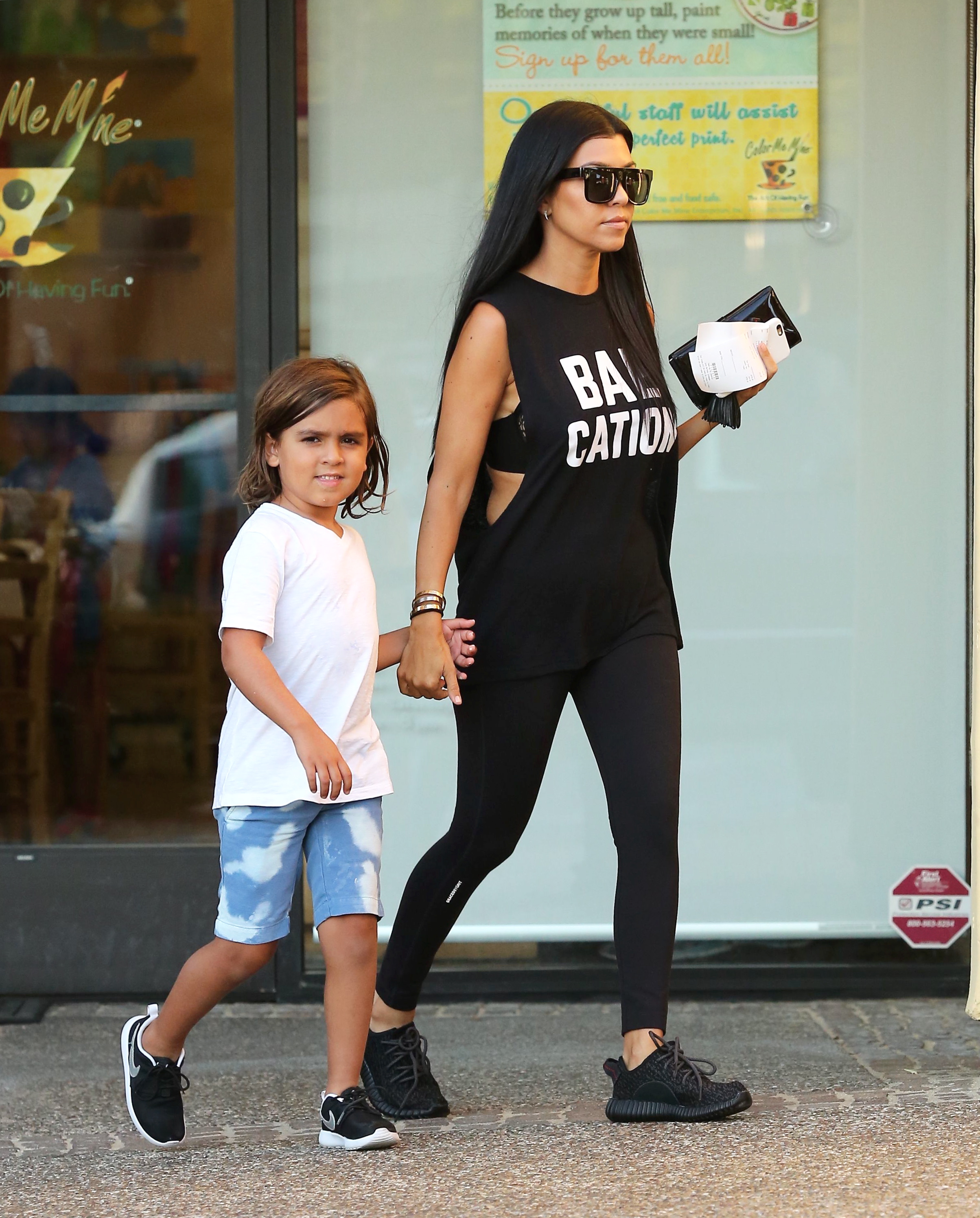 Access_Kardashian_05.jpg