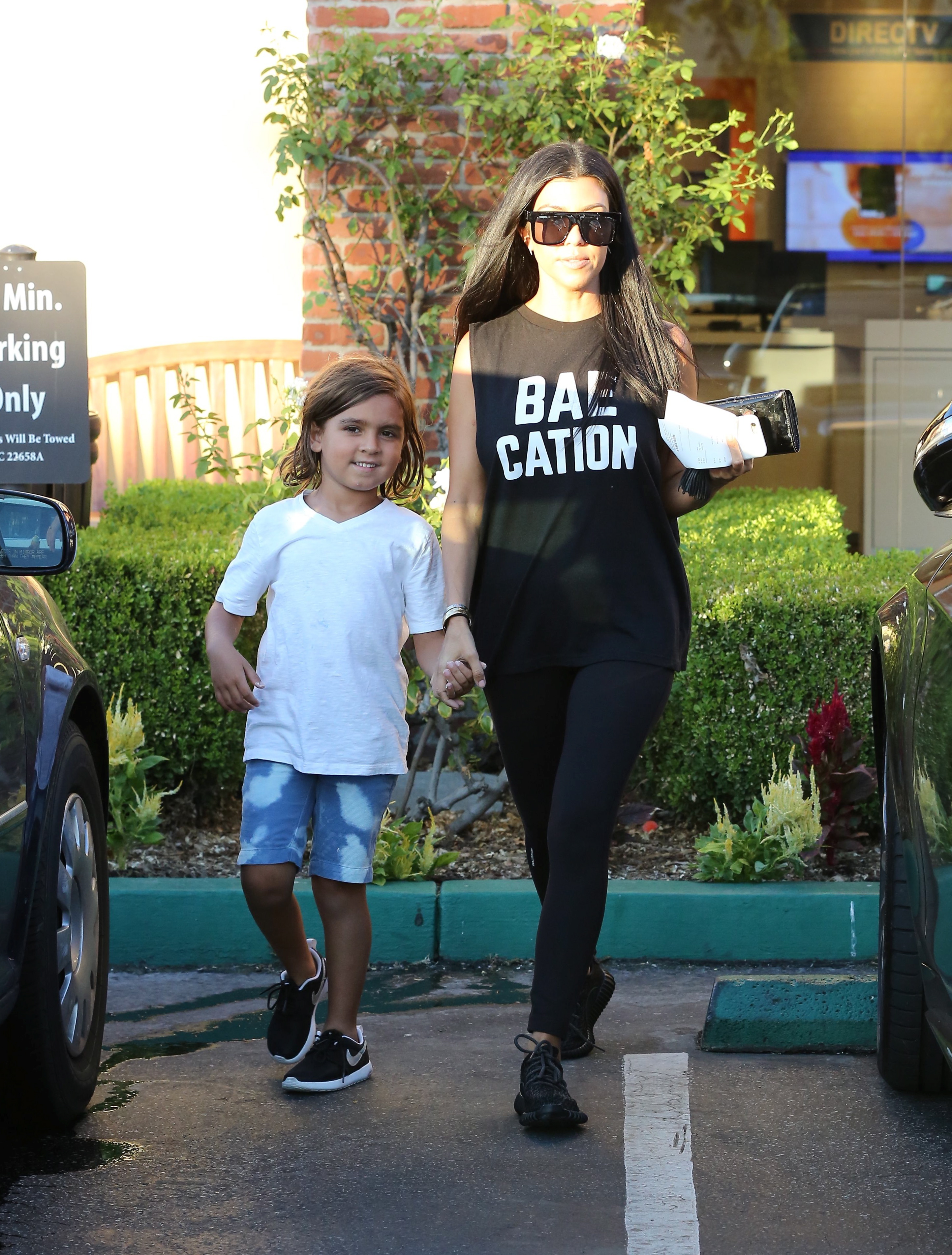 Access_Kardashian_06.jpg
