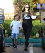 Access_Kardashian_06.jpg