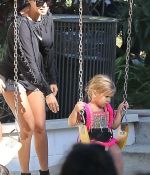 Access_Kardashian_015.jpg