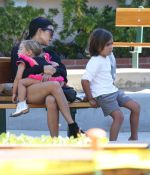 Access_Kardashian_06.jpeg