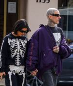 Access_Kardashian_090.jpg