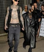 Access_Kardashian_03.jpg