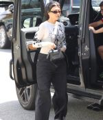 Access_Kardashian_03.jpg