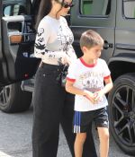 Access_Kardashian_04.jpg