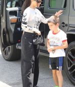 Access_Kardashian_06.jpg