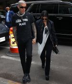Access_Kardashian_09.jpg