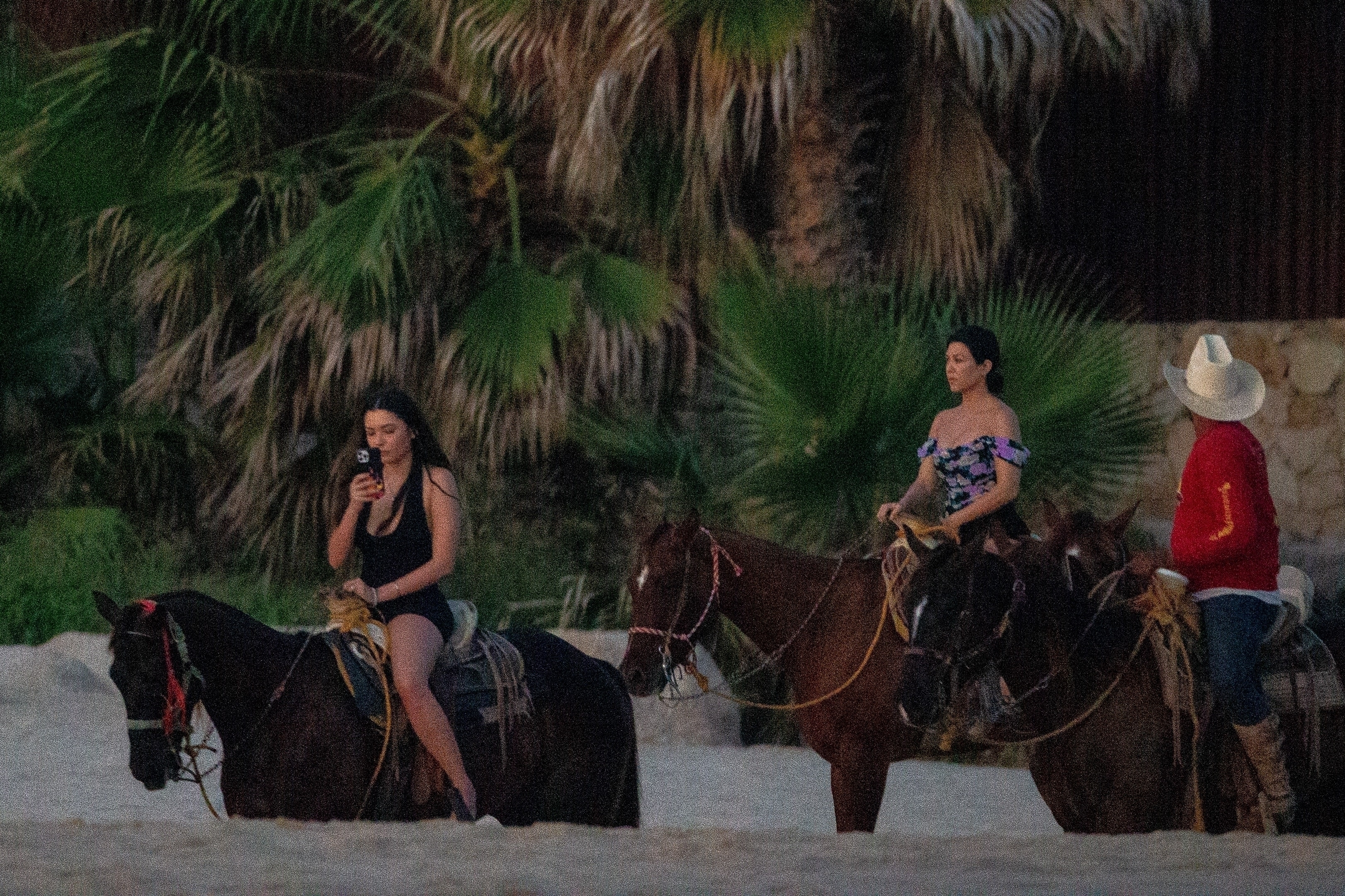 Access_Kardashian_078.jpg