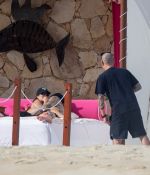 Access_Kardashian_052.jpg