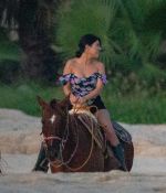 Access_Kardashian_086.jpg