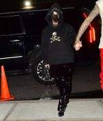 Access_Kardashian_08.jpg