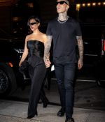Access_Kardashian_06.jpg
