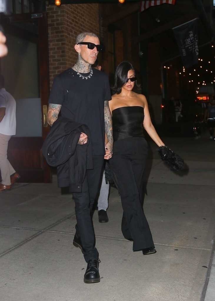Access_Kardashian_07.jpg
