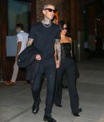 Access_Kardashian_06.jpg