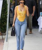 Access_Kardashian_011.jpg