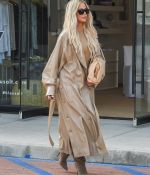 Access_Kardashian_06.jpg