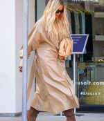 Access_Kardashian_08.jpg