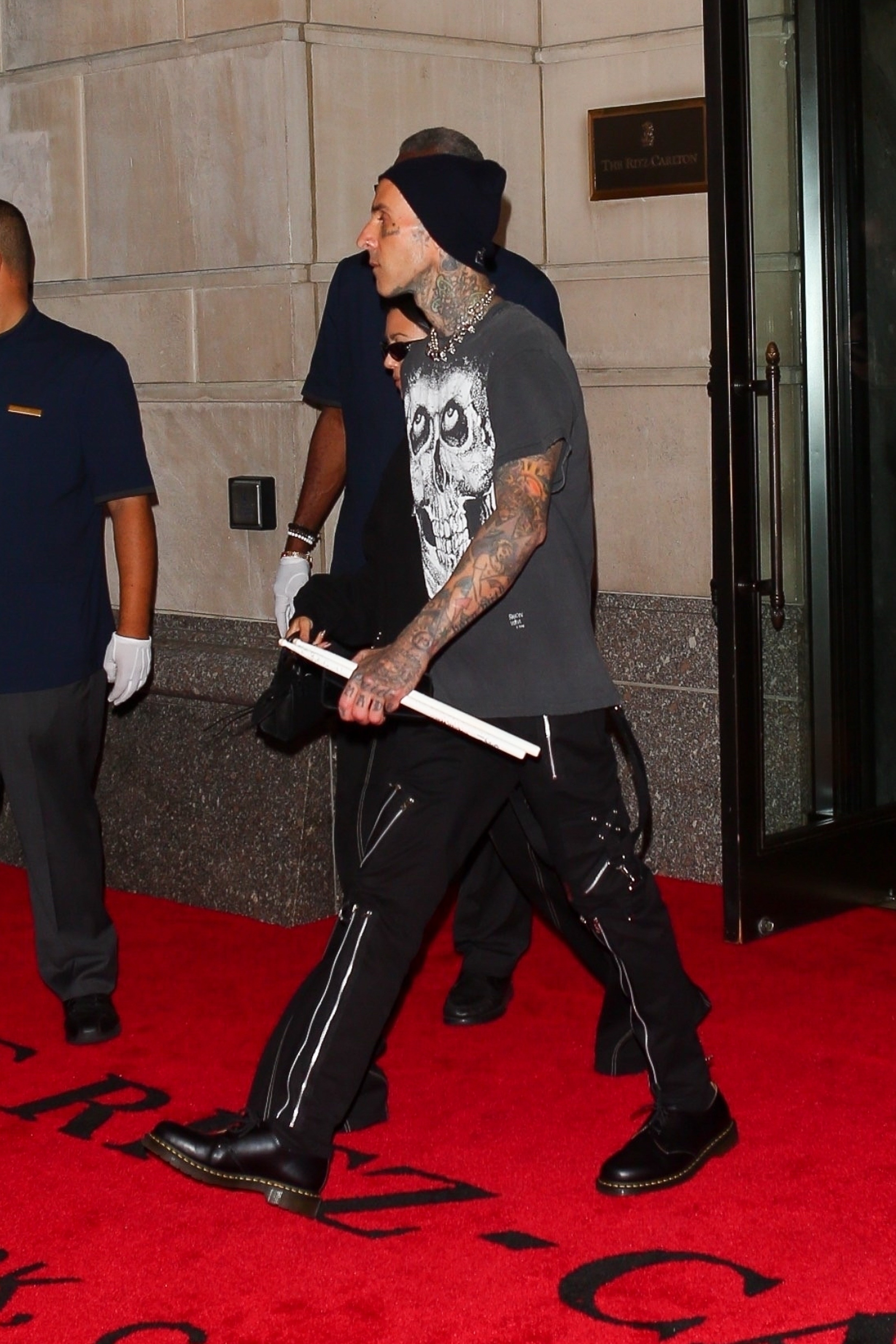 Access_Kardashian_03.jpg